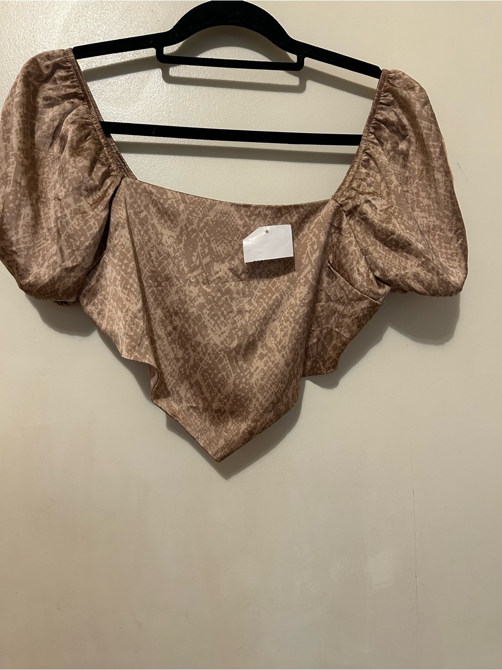 NWT Forever 21 Festival Taupe Snake-Print Puff Sleeve Crop Top Sz Small